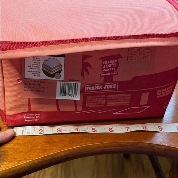 NWT Trader Joe’s Mini Insulated Lunch Bag – Salmon Pink - Picture 9 of 10